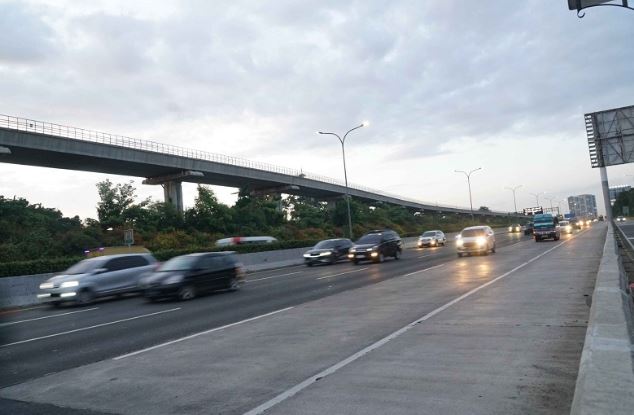 Pergerakan saham PT Jasa Marga (Persero) Tbk atau JSMR berpotensi melonjak usai pendapatan usaha pada tahun 2024 meningkat. Foto: Abbas Sandji/KabarBursa.com