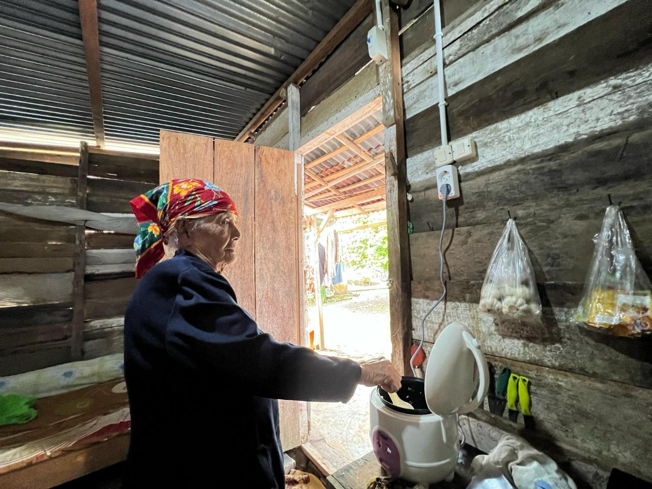 Sambungan listrik gratis untuk 2.597 rumah tangga prasejahtera dalam program Light Up The Dream. Foto: dok PLN