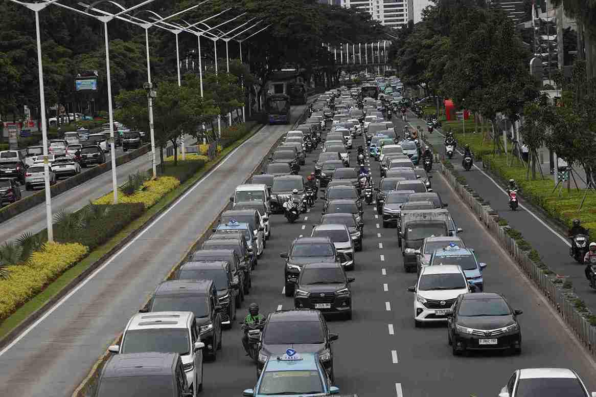 Ilustrasi kemacetan saat mudik dengan mobil pribadi. (Foto: Kabar Bursa/Abbas S)