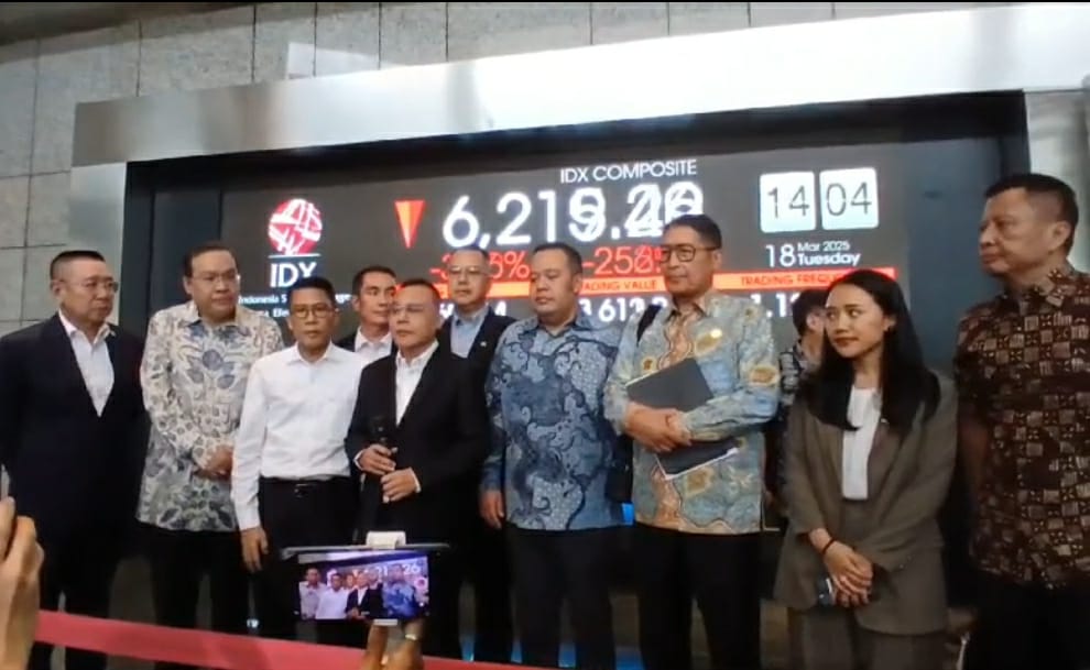 Anggota Dewan Perwakilan Rakyat (DPR) sidak ke BEI Jakarta setelah IHSG anjlok. (Foto: Kabar Bursa/Hutama Prayoga)