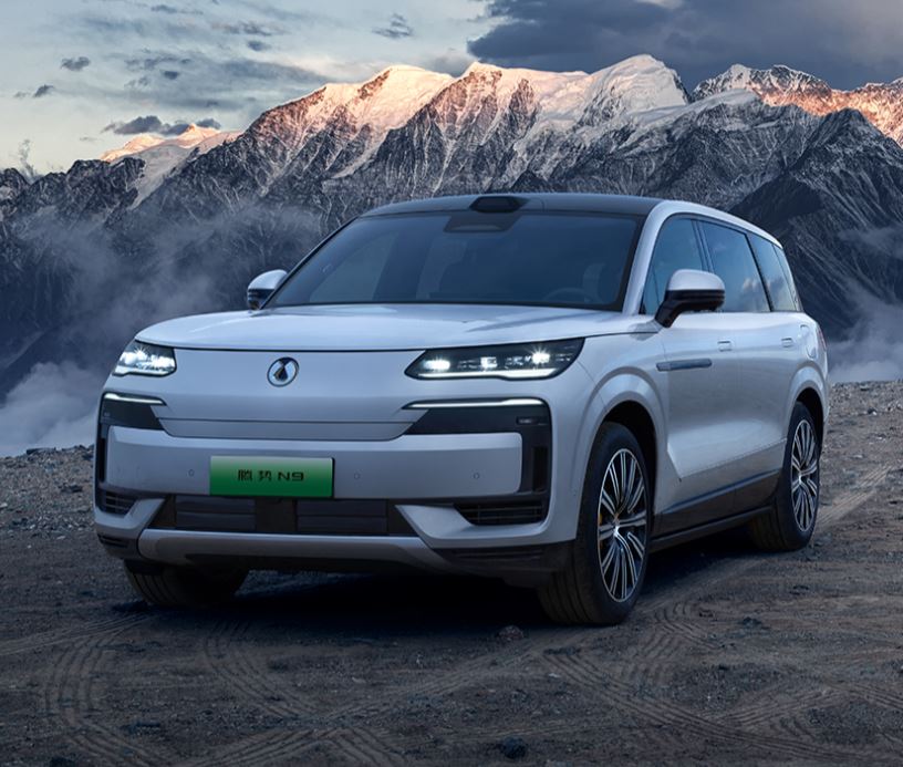 Mobil baru Denza N9 hadir di China, SUV hybrid dengan teknologi hingga performa tinggi. Foto: Carnewschina