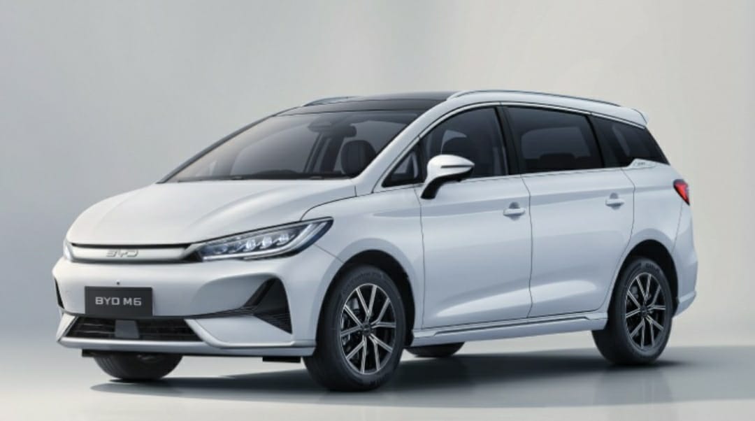 BYD M6 yang dirilis di ajang Gaikindo Indonesia International Auto Show (GIIAS) 2024. (Foto: doc BYD)