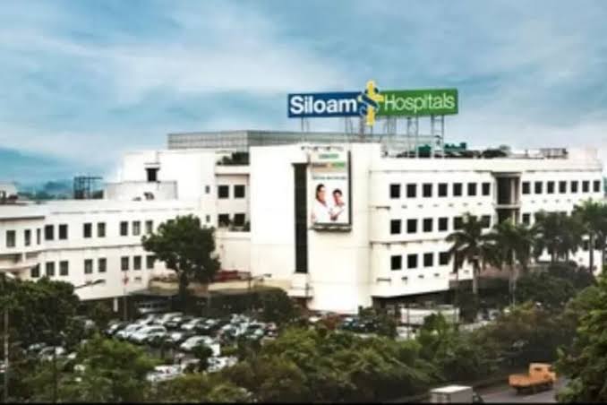 Sah satu gedung RS Siloam Hospital.