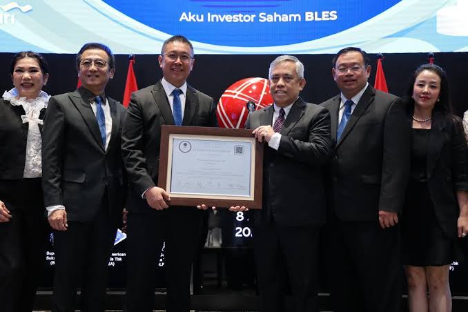 Jajaan direksi BLES saat menggelar IPO di BEI. Foto: Dokumentasi BLES