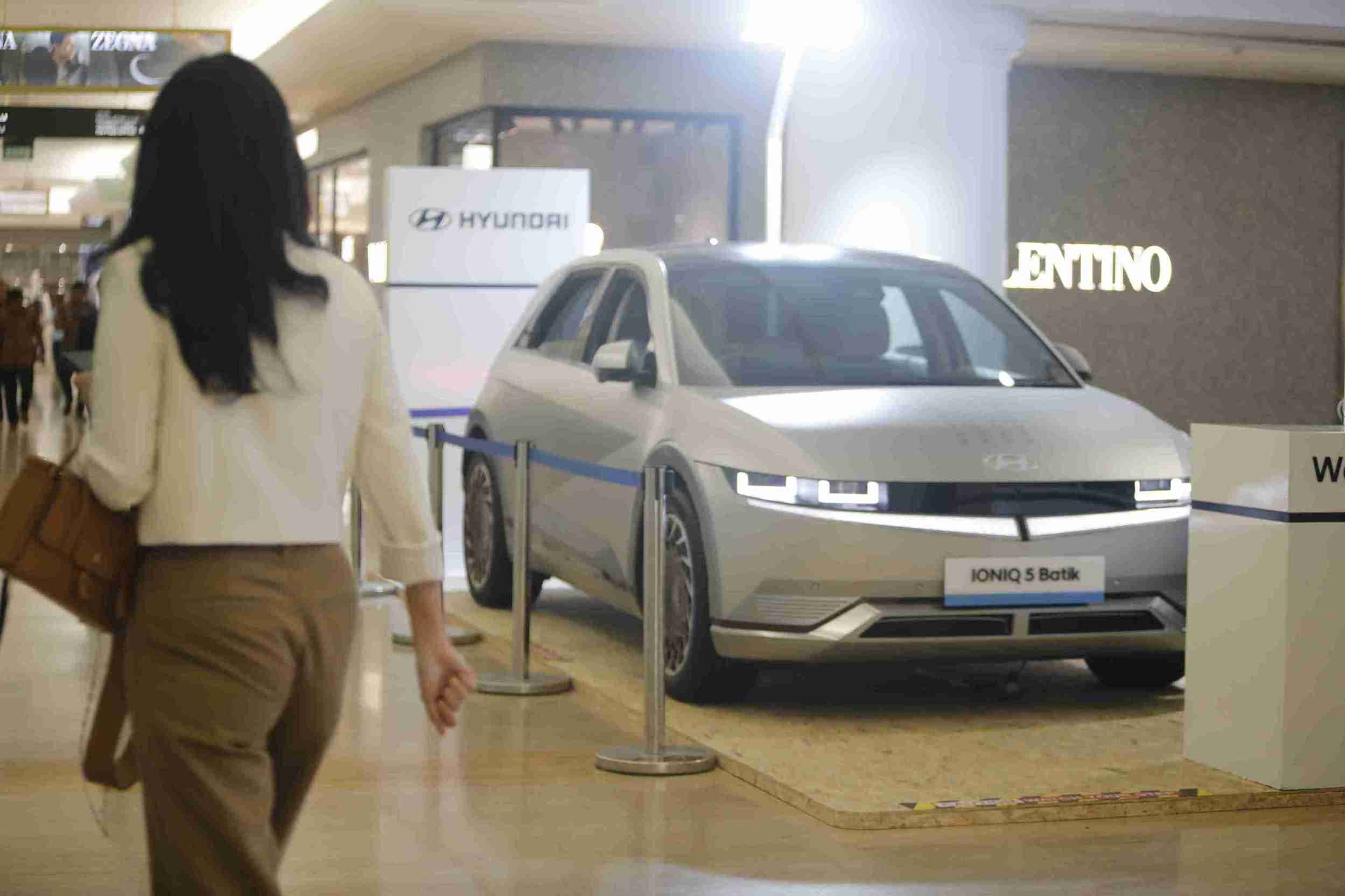 Penjualan Hyundai Ioniq 5 makin menurun drastis, produknya ketinggalan dari pesaing? Foto: Abbas Sandji/KabarBursa.com.