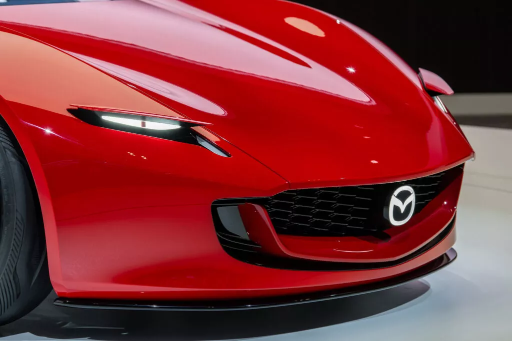 Mazda siap hadirkan calon penerus RX-7 dengan mesin rotary berteknologi elektrifikasi. Foto: dok. Mazda.