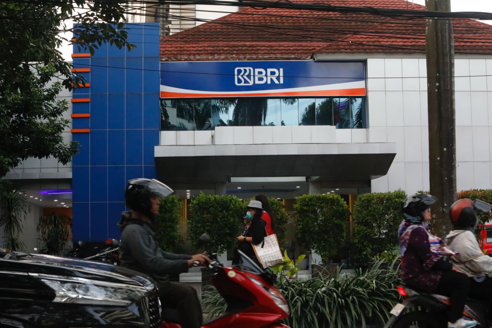 Kantor cabang BRI Menteng, Jakarta Pusat. Foto: KabarBursa/Abbas Sandji 