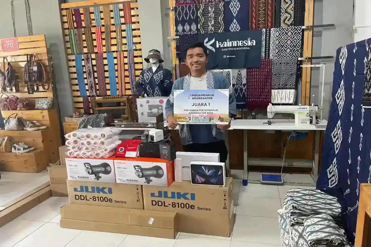 Champion dari kelas Go Modern, Achmad Em, yang juga Founder Kopi Kalimantan, bersyukur bisa mengikuti Pertamina UMK Academy 2024. 