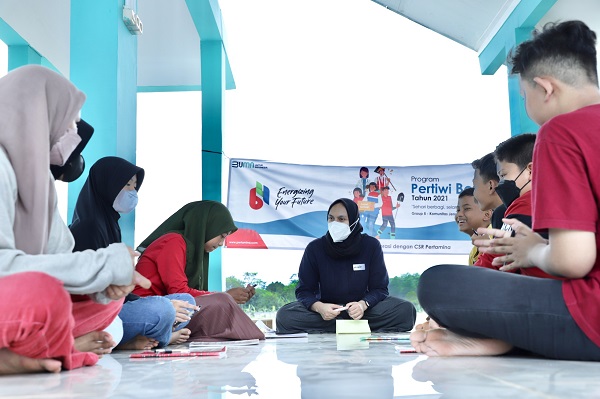  Selama empat tahun kehadirannya, komunitas PERTIWI (Perempuan Pertamina Tangguh Inspiratif Wibawa Integritas) telah menjadi motor penggerak dalam pemberdayaan pekerja perempuan.