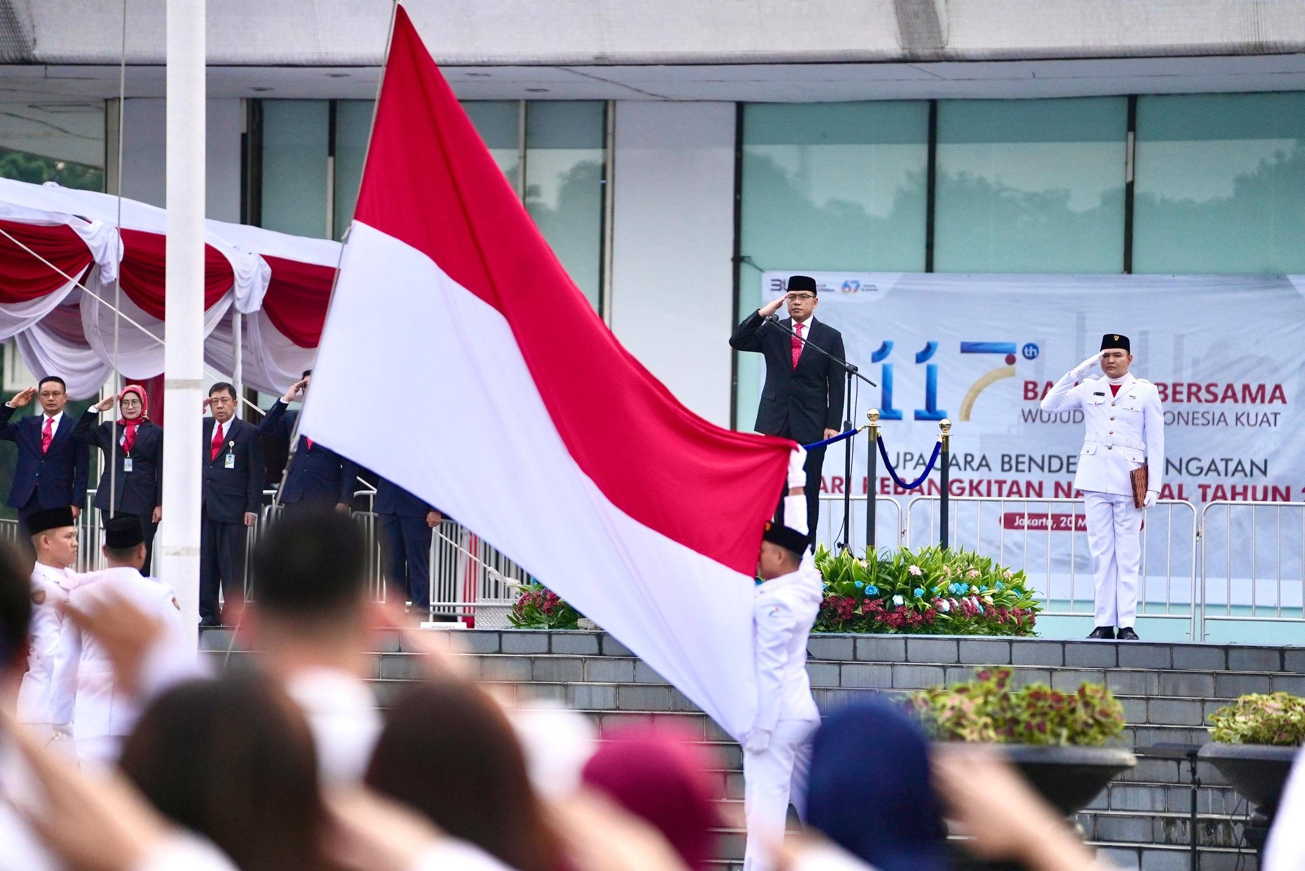  PT Pertamina (Persero) memperingati Hari Kebangkitan Nasional (Harkitnas) ke-117 di halaman Kantor Pusat Pertamina