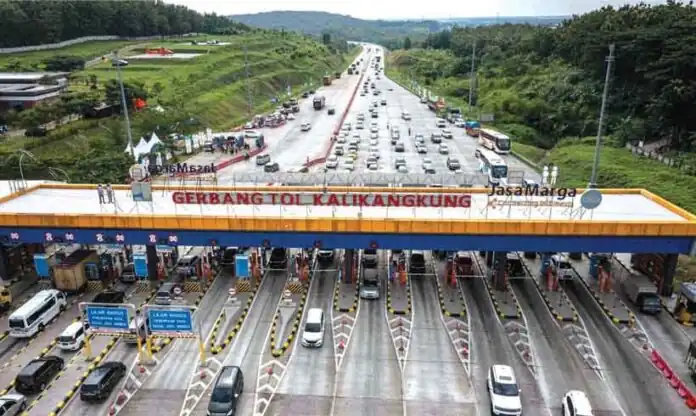 Gerbang tol Kalikangkung. Foto: Dokumentasi JSMR