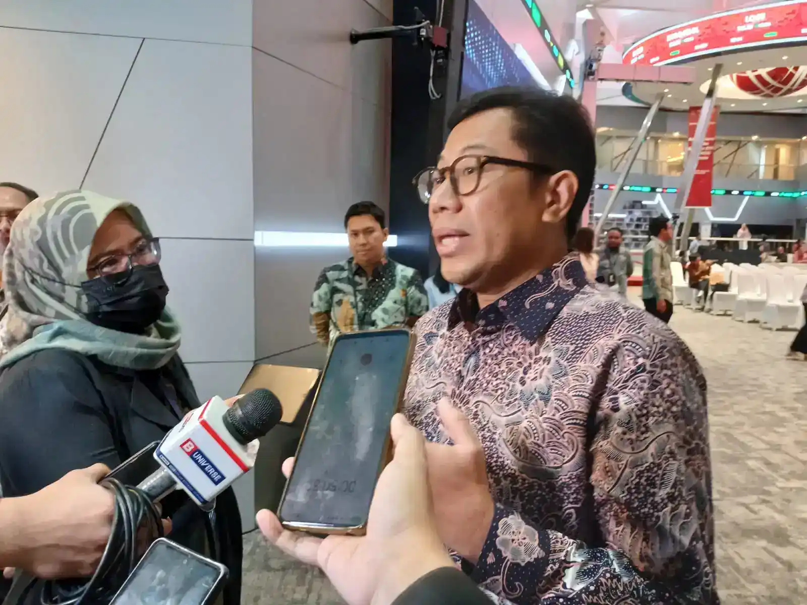 Direktur Penilaian Perusahaan Bursa Efek Indonesia (BEI) I Gede Nyoman Yetna di main hall BEI, Jakarta. (Foto: KabarBursa/Hutama Prayoga)