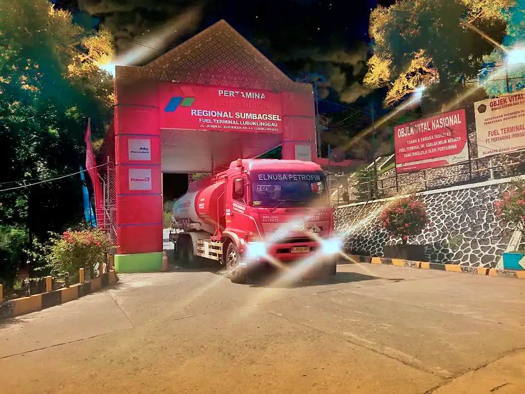 Pertamina Patra Niaga melalui Pertamina Regional Sumbagsel terus memperkuat upaya pemulihan distribusi Bahan Bakar Minyak (BBM) di wilayah Bengkulu. (Foto: Dok. Pertamina)