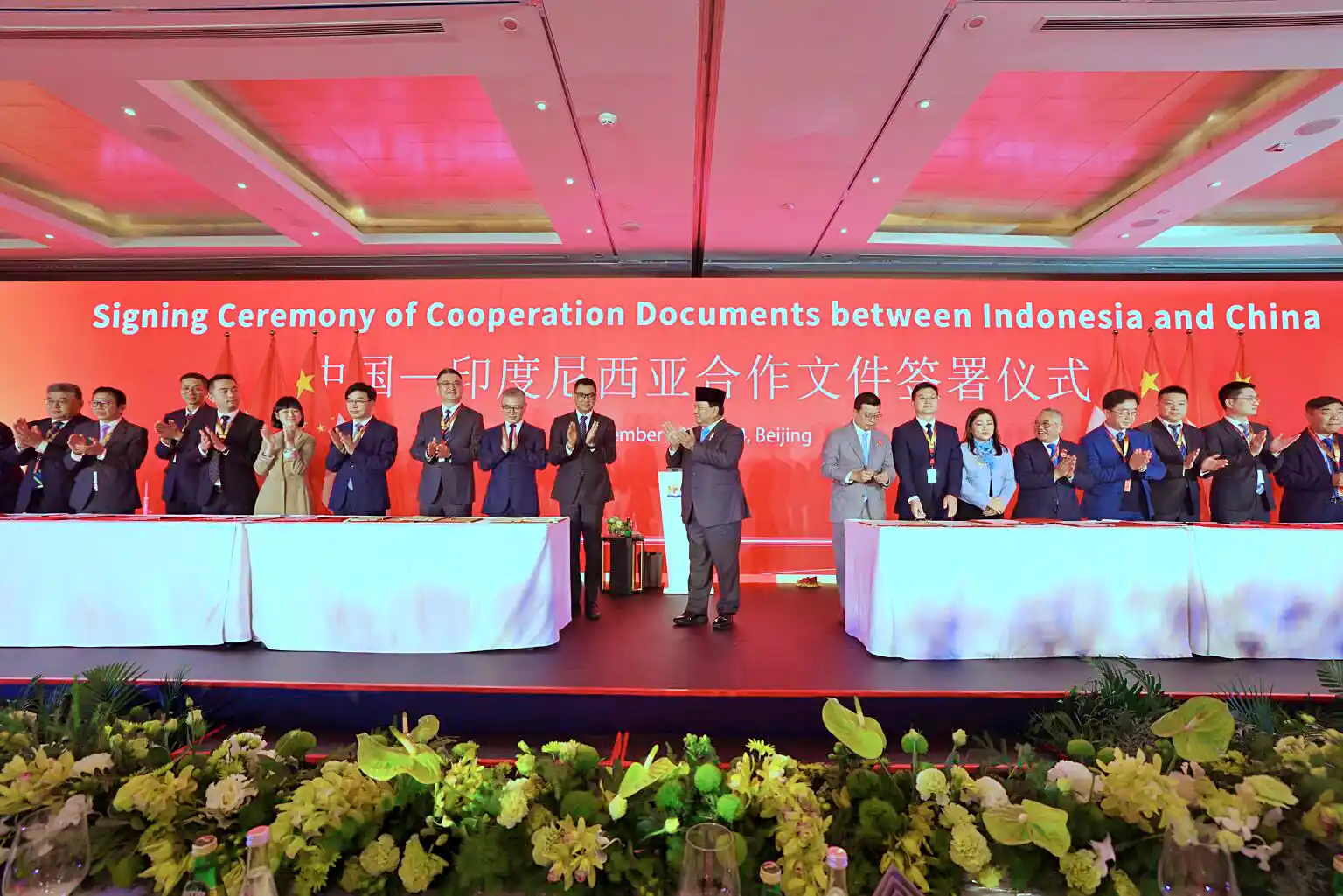 Presiden Prabowo Subianto menghadiri pertemuan bersama sejumlah pengusaha Republik Rakyat Tiongkok (RRT) dalam forum bisnis Indonesia-China di Hotel The Peninsula, Beijing, RRT, Minggu, 10 November 2024. (Foto: BPMI Setpres/Jessica)