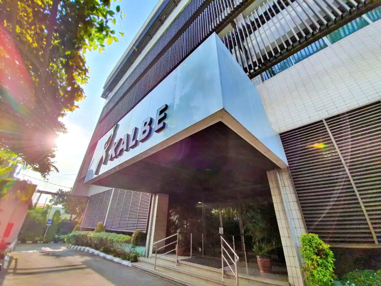 Gedung Kalbe Farma. (Foto: Dok. Kalbe Farma)