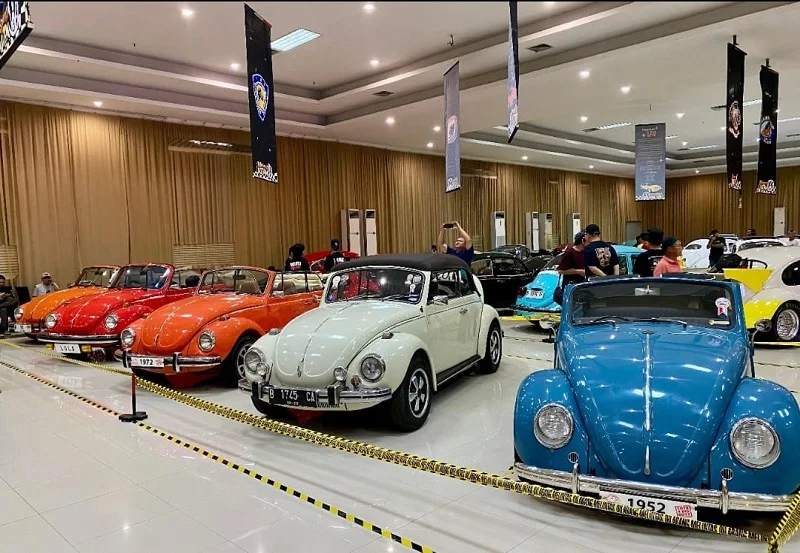 Deretan VW Beetle di acara Beetle Battle 4 Seri II. Foto: Volkswagen Indonesia.