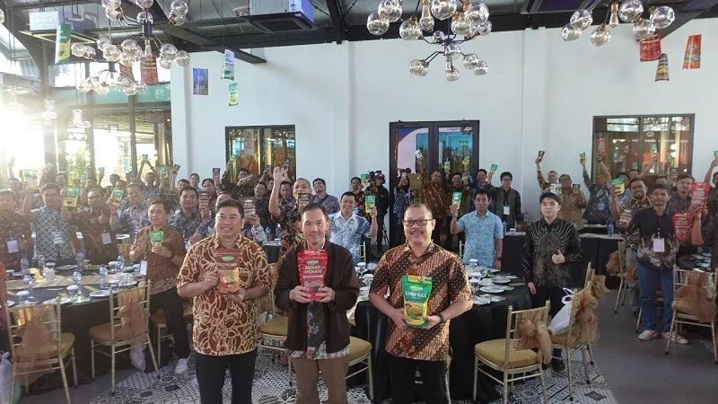 Wuling Motors meraih predikat Cross-Channel Product Campaign untuk produk New Air ev di ajang Marketeers Omni Brands of the Year (MOBY) 2025. 
