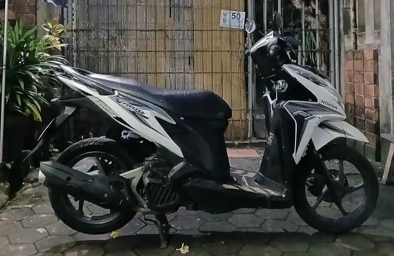 Pilihan motor maric bekas harga murah mulai Rp4 jutaan, ada Vario 125 hingga Honda BeAT. Foto: facebook.