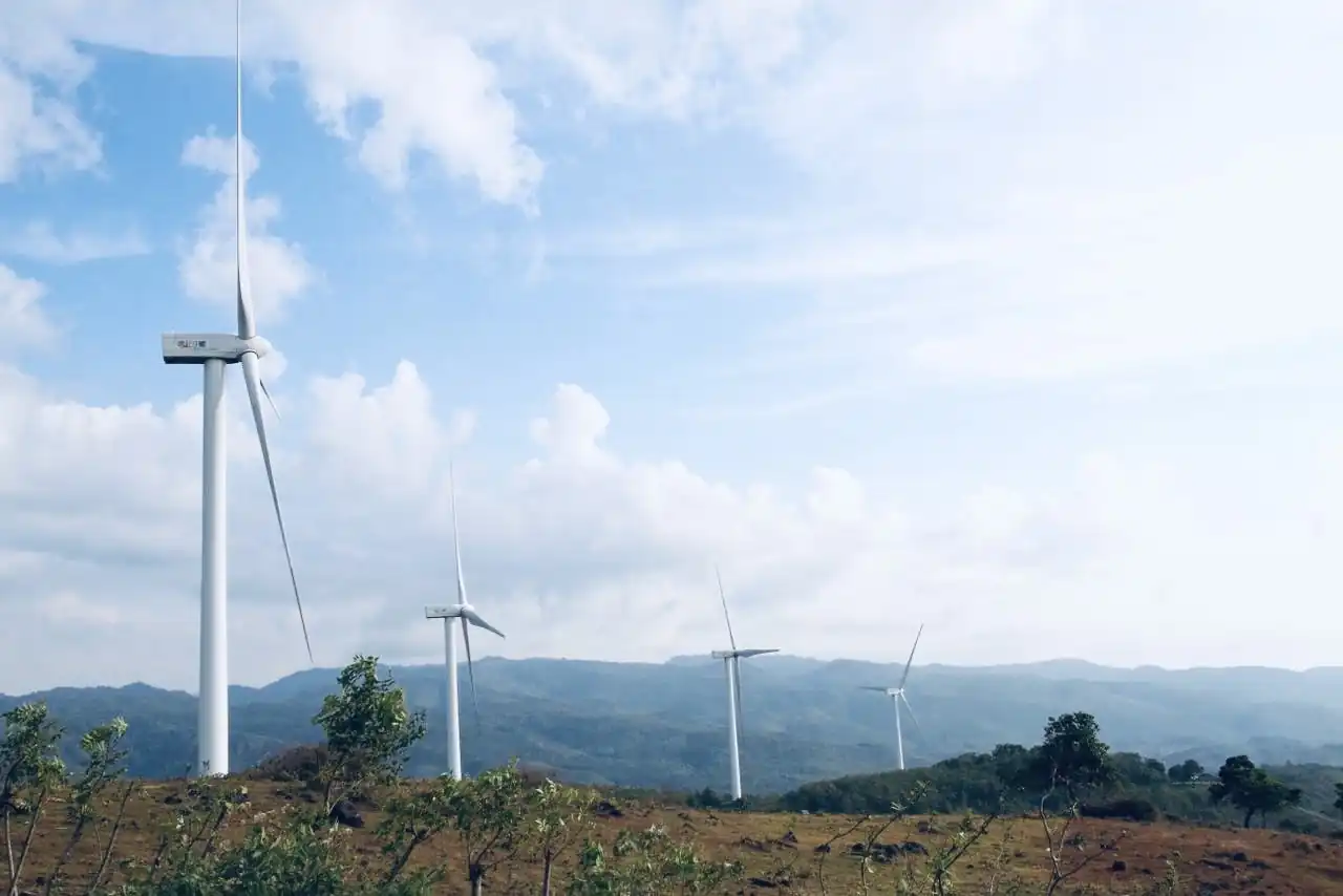Peluang ekonomi dari energi terbarukan bisa capai USD1,8 miliar jika RI reformasi kebijakan dan permudah swasta beli listrik hijau. Foto: KabarBursa/Abbas Sandji.