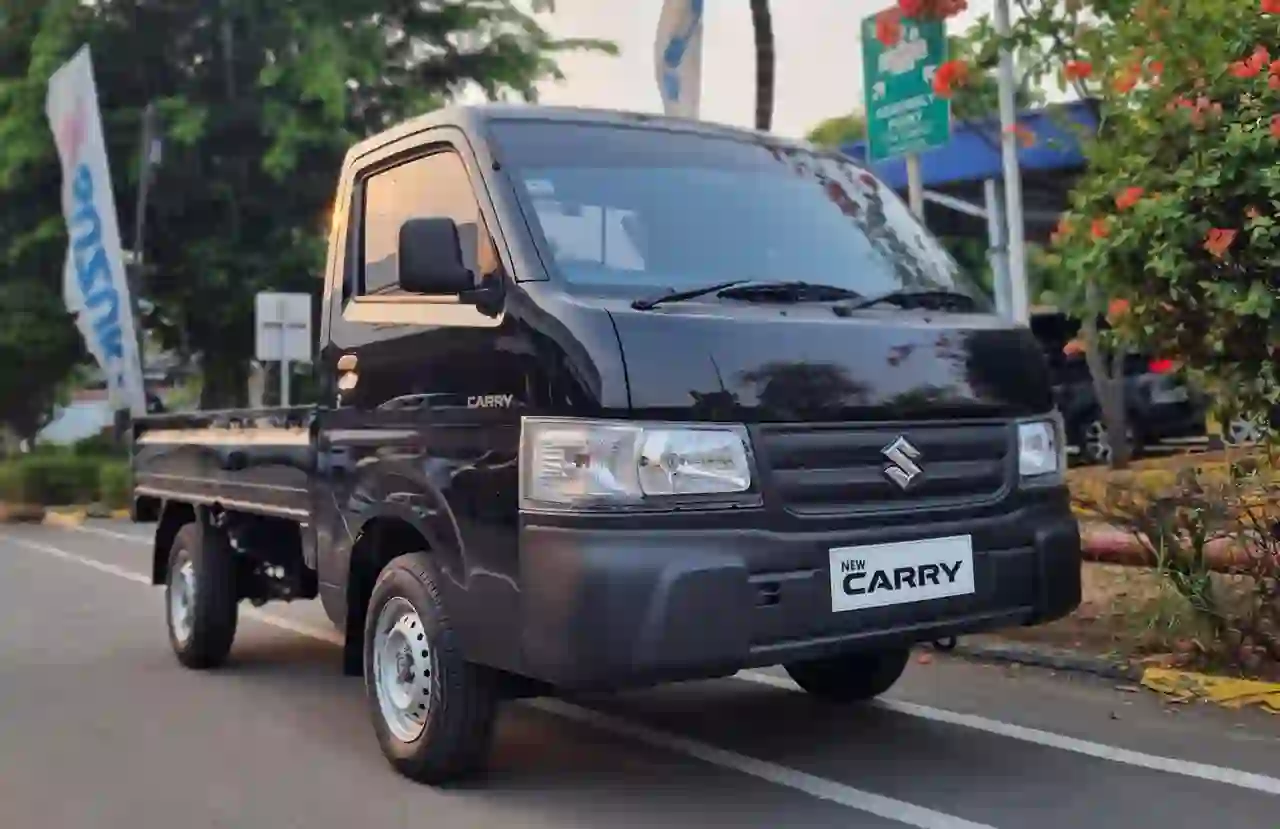 New Carry topang 55 persen penjualan mobil Suzuki per Mei 2025. Foto: dok. SIS.