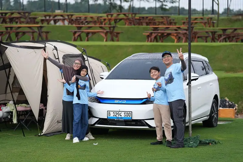 Perayaan satu tahun BYD M6. Foto: doc BYD