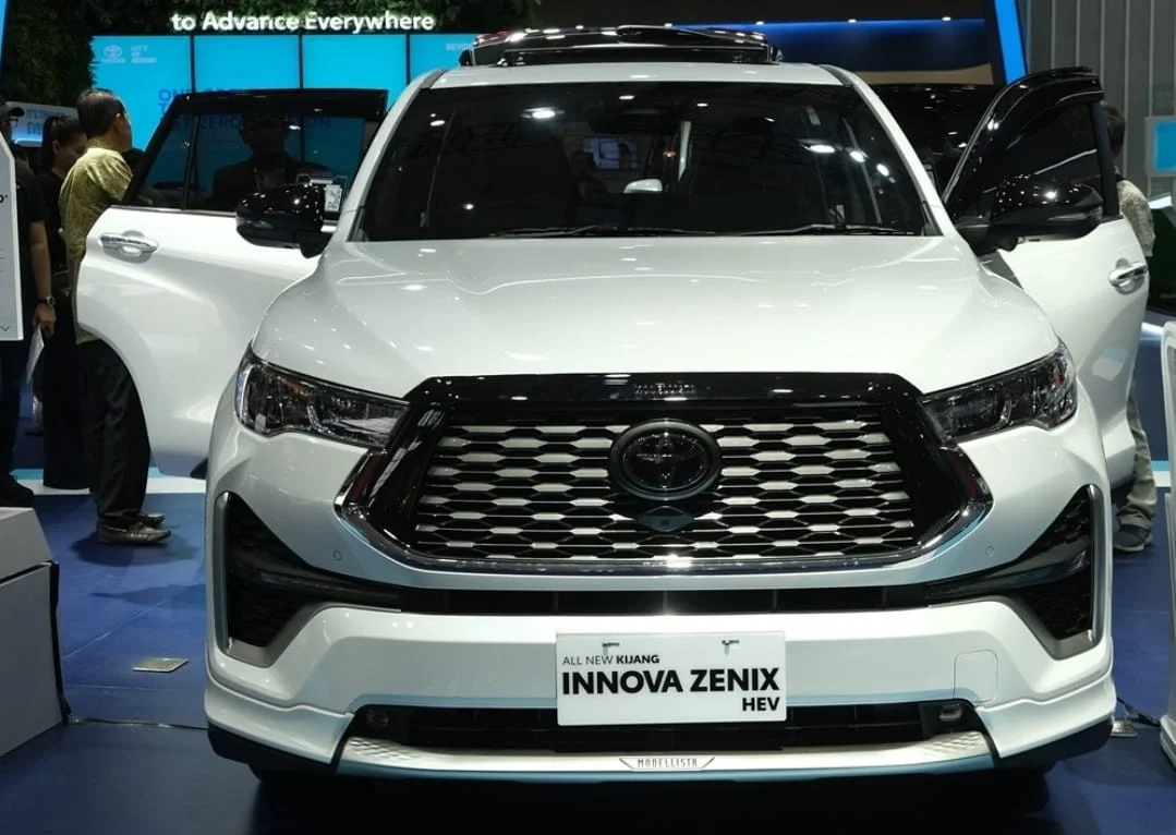 Kijang Innova Zenix yang menjadi merek terlaris Toyota. (Foto: doc Toyota)