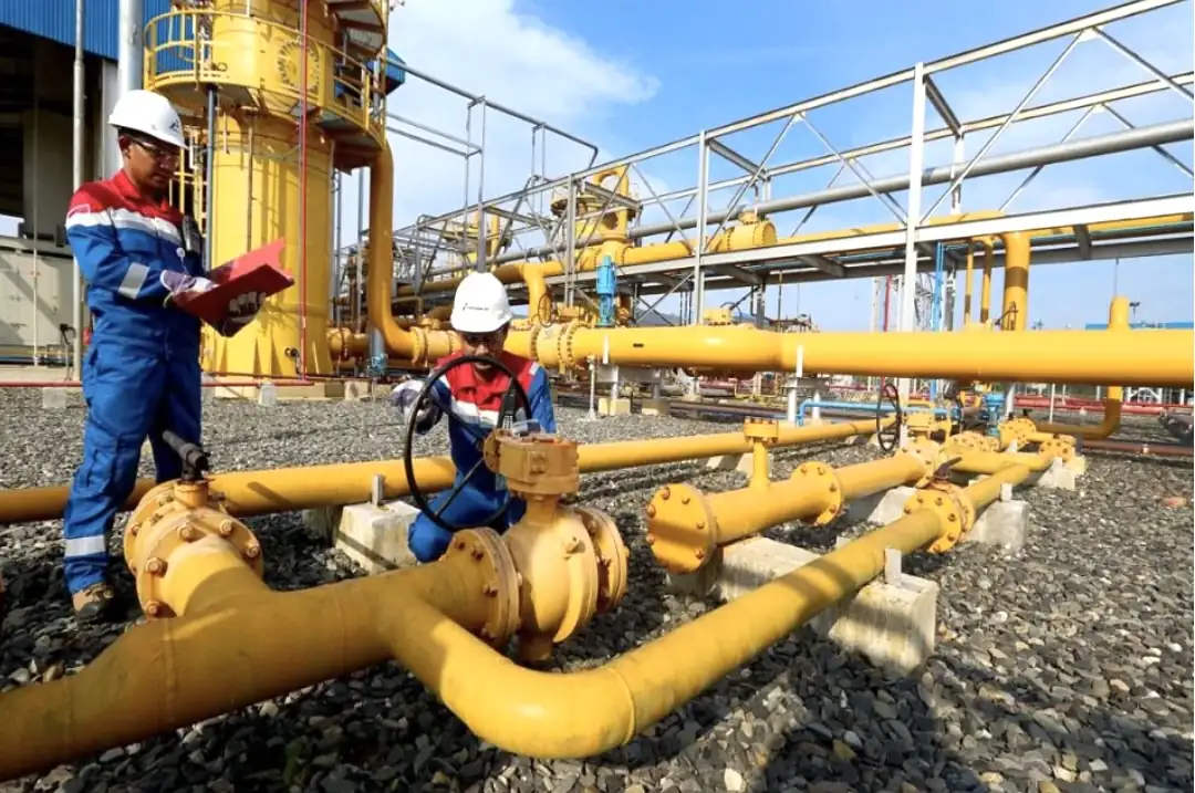 Anggota DPR Amin Ak kritik lambannya pembangunan pipa gas nasional. Impor LNG melonjak, padahal cadangan gas domestik masih sangat besar. Foto: Dok. Pertamina.
