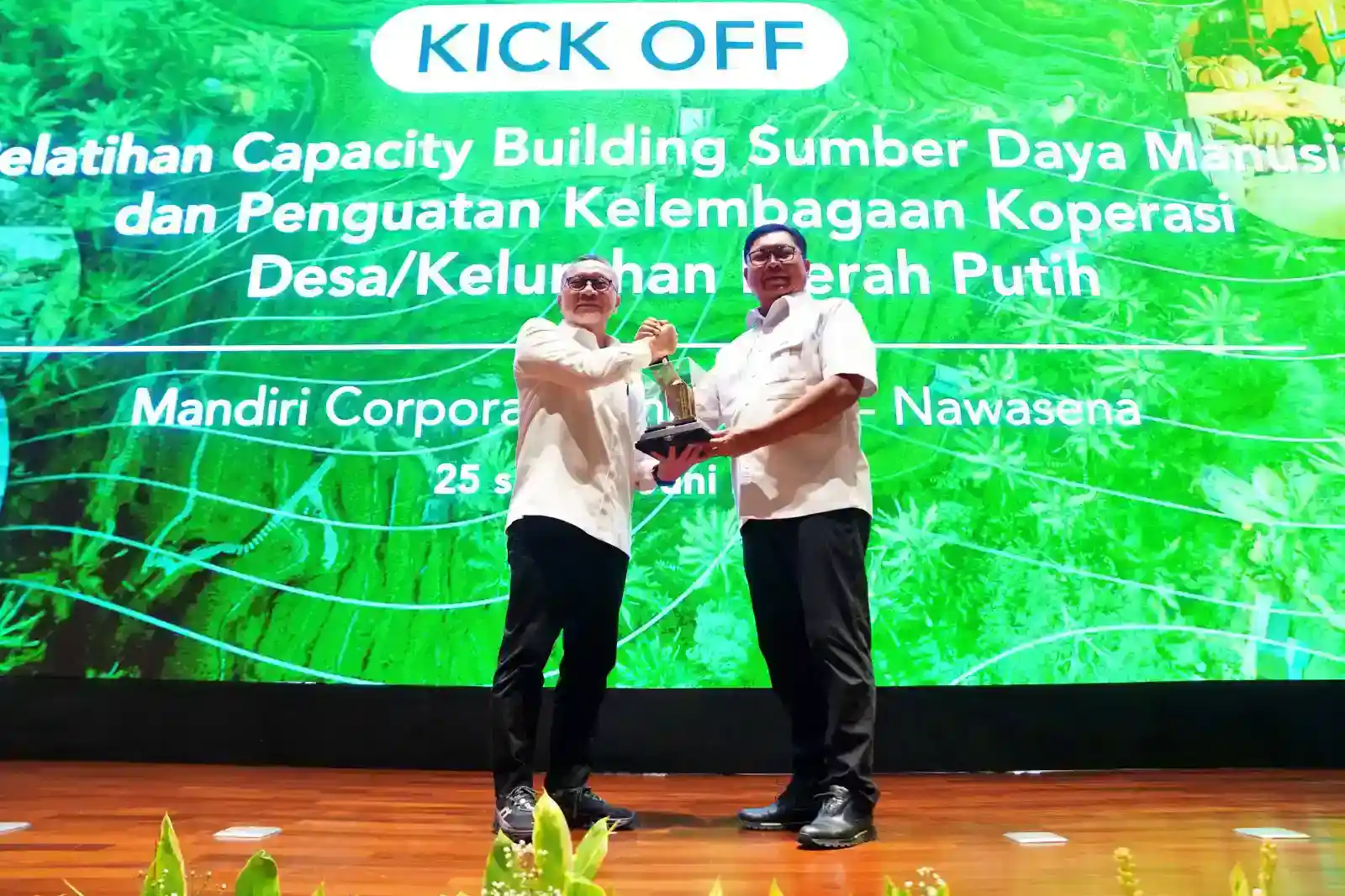 Bank Mandiri berkomitmen mendukung agenda strategis pemerintah dalam mengakselerasi transformasi ekonomi kerakyatan, termasuk pada penguatan Koperasi Desa Merah Putih. (Foto: Dok. Bank Mandiri)