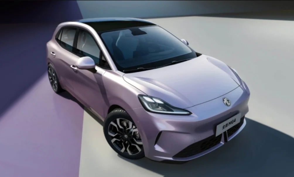 MG 4 EV terbaru bakal dirilis dengan sederet pembaruan: kabin makin lapang, teknologi kolaborasi bareng Oppo. Foto: dok. MG.