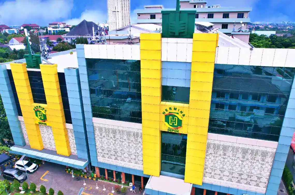 Tampak depan gedung Rumah Sakit (RS) Hermina Depok. (Foto: Dok. RS Hermina)
