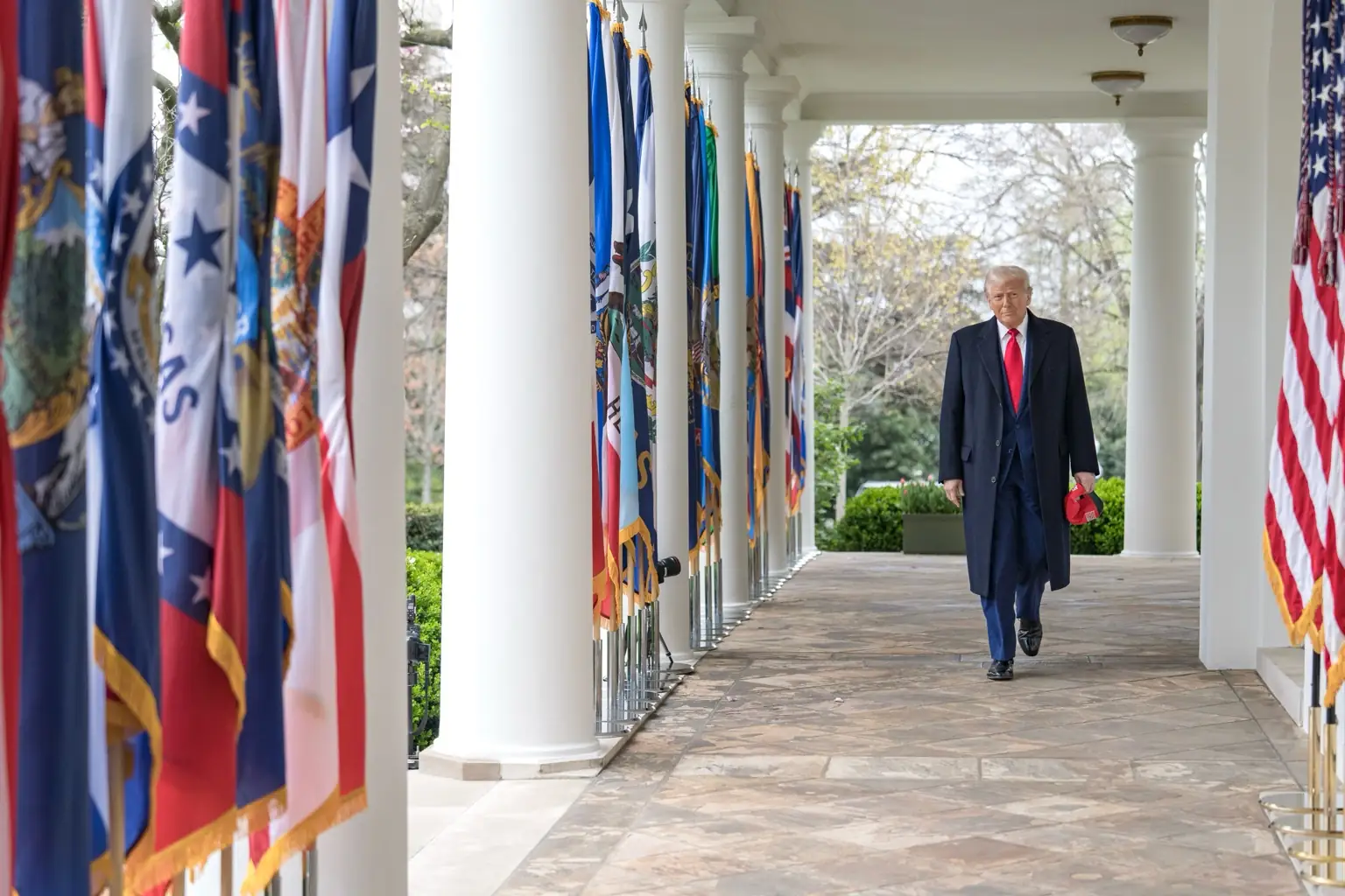 Tarif dagang Trump bikin pasar global gelisah. Tenggat 1 Agustus jadi ujian bagi banyak negara untuk hindari lonjakan beban ekspor. Foto: whitehouse.gov.
