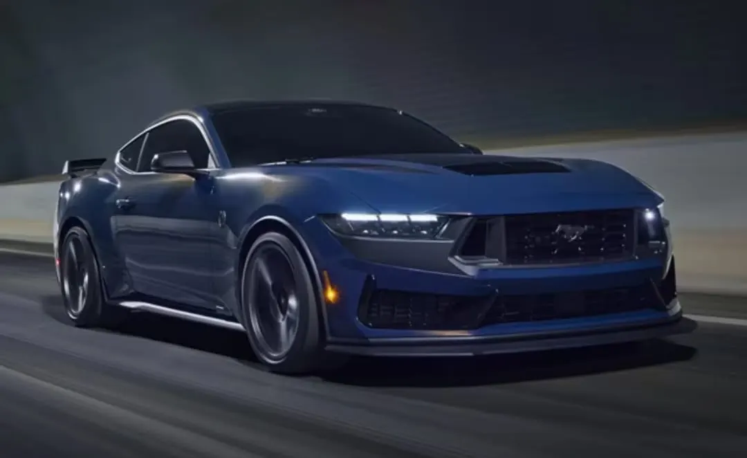 Ford Mustang Dark Horse berpeluang hadir di Indonesia lewat ajang GIIAS 2025. Tenaga hampir mencapai 500 HP!. Foto: dok. Ford.