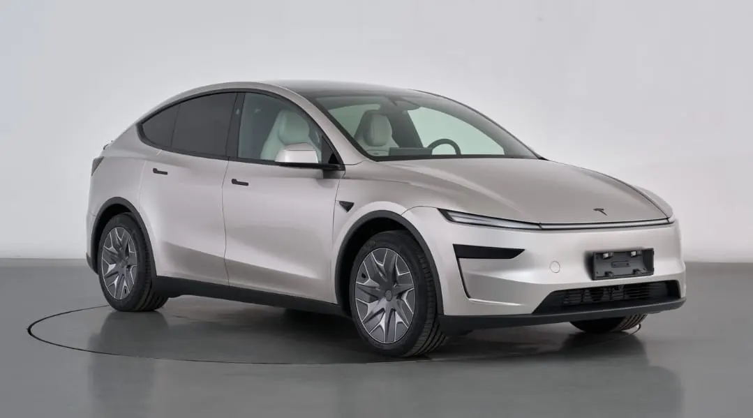 Tesla siapkan mobil listrik baru Model YL sebagai SUV tiga baris berkapasitas enam orang penumpang. Kabin lebih luas, performa jadi lebih tinggi. Foto: dok. MIIT China
