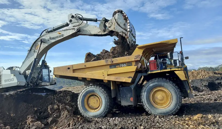 Impor batu bara China dari Indonesia turun 30 persen akibat pergeseran permintaan ke batu bara berkualitas tinggi dan produksi lokal yang naik. Foto: Dok, Adaro Minerals Indonesia Tbk.
