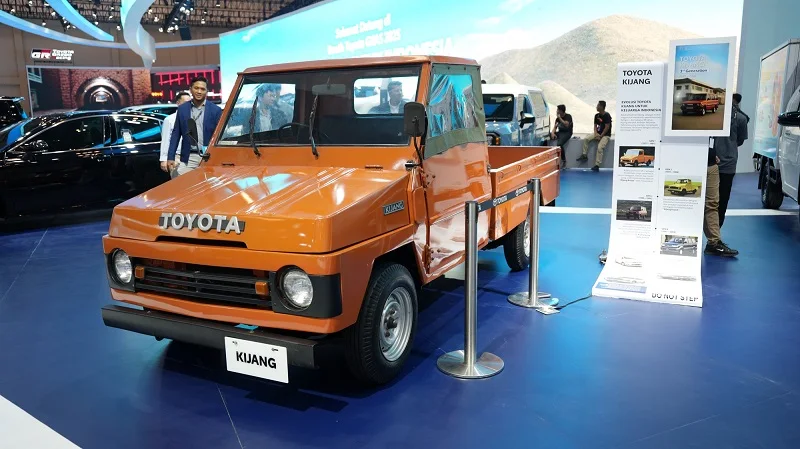 Mobil legendaris Kijang Buaya di booth Toyota. Foto: doc Toyota