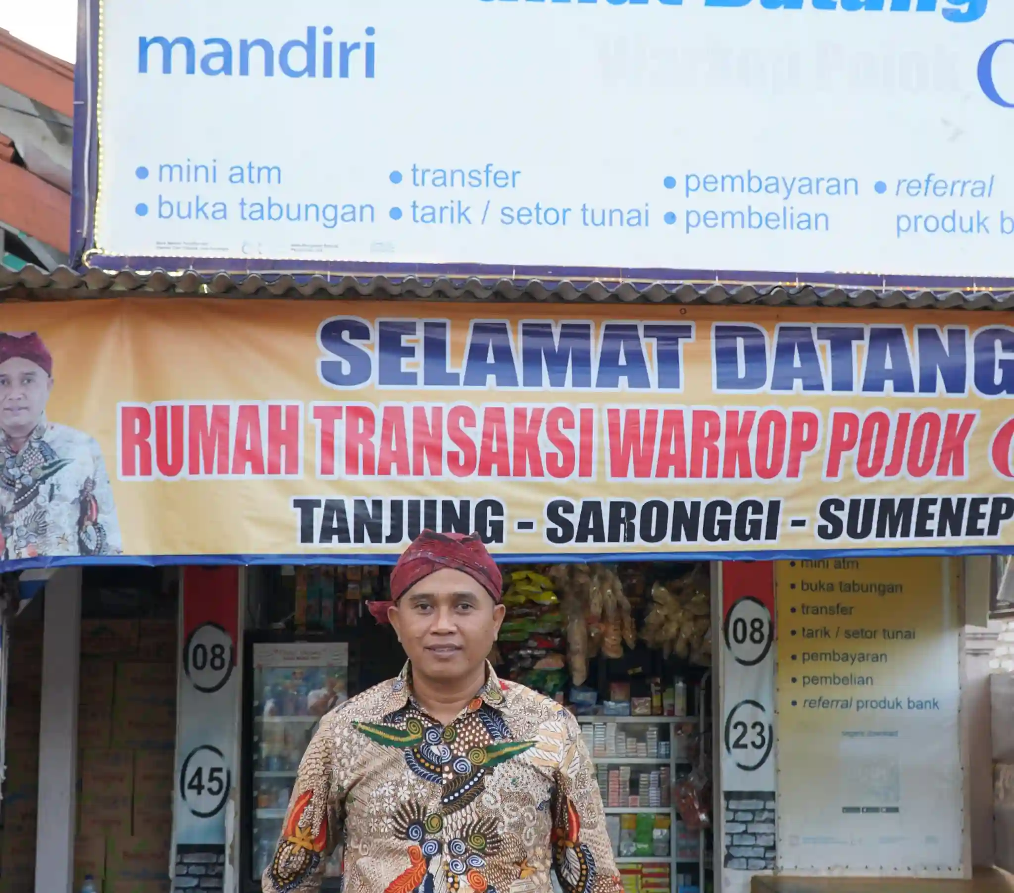 Mursid, salah satu Mandiri Agen di Sumenep, Jawa Timur. (Foto: Mandiri)