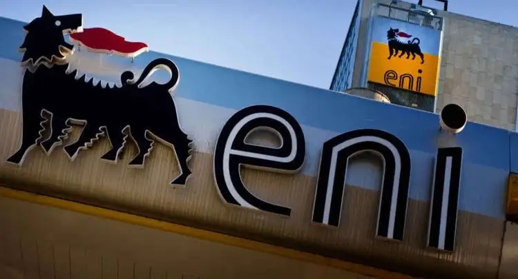 Eni optimistis laba energi terbarukan bisa lampaui migas pada 2040, beda haluan dengan Shell dan BP yang mulai tarik diri dari sektor hijau. Foto: Rogtec.
