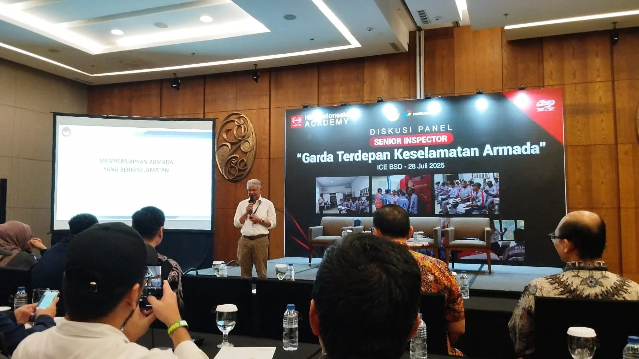 Diskusi terkait keselamatan bersama dengan Komisi Nasional Keselamatan Transportasi (KNKT). Foto: KabarBursa.com/Harun Rasyid.