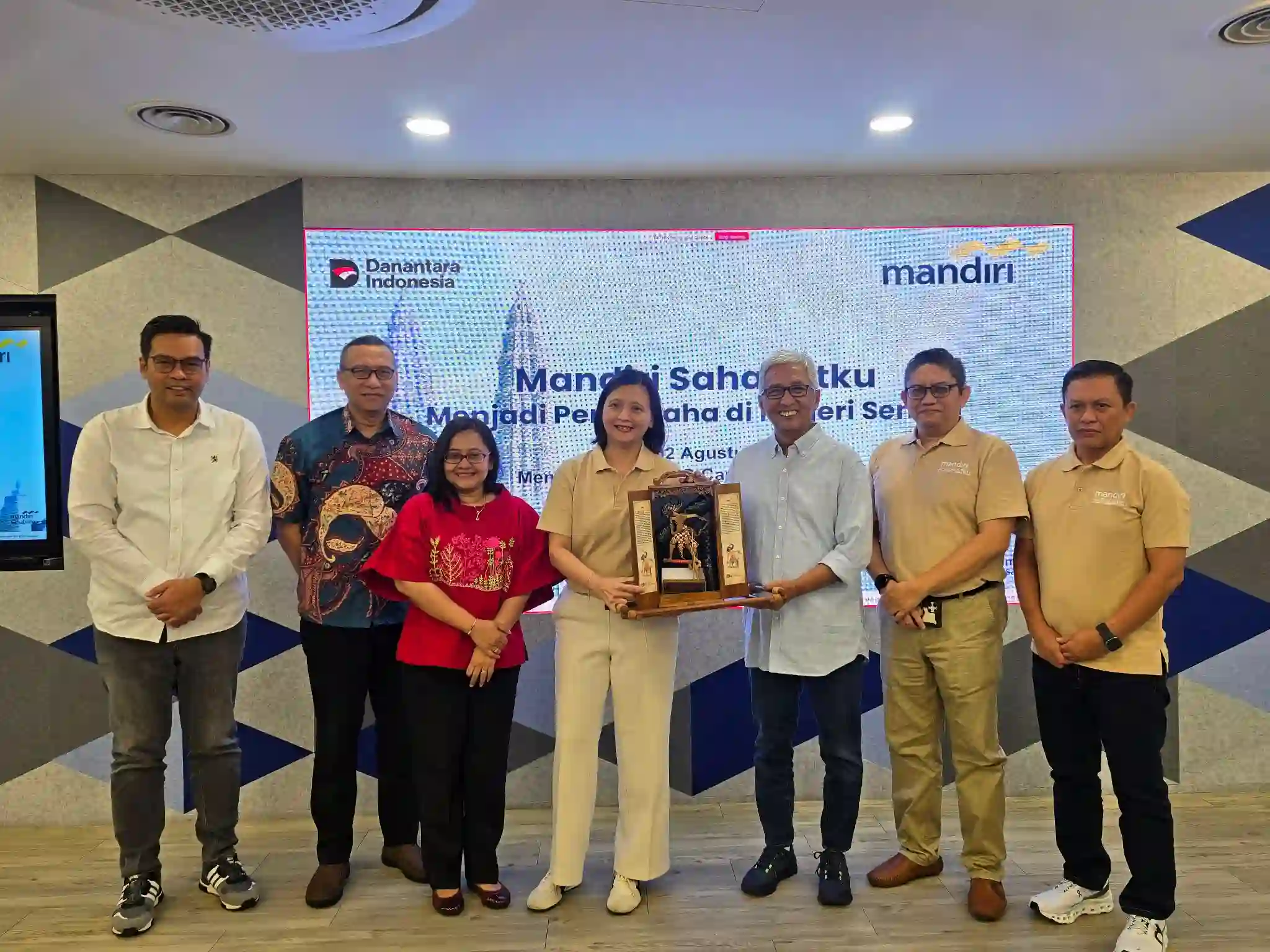 Mandiri Sahabatku berdayakan PMI di Malaysia. Foto: Dok Bank Mandiri.