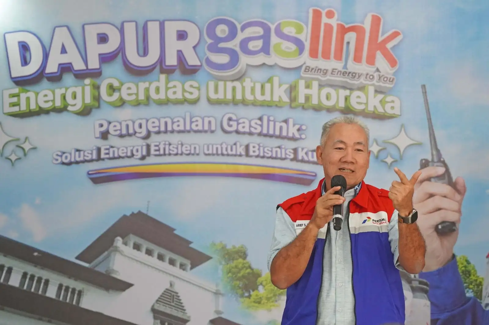 Penggunaan gas bumi terkompresi seperti CNG dan LNG menawarkan efisiensi dan biaya yang kompetitif dibandingkan bahan bakar fosil lainnya. Foto: dok PGN