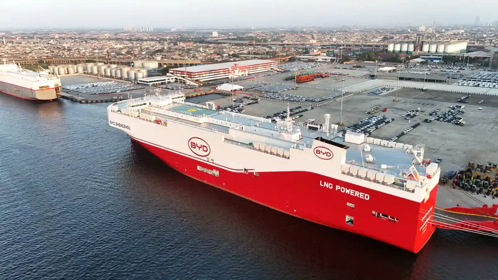 penyambutan MV. BYD Zhengzhou yang bertajuk “Exclusive Experience The BYD Zhengzhou’s First Arrival In Indonesia”