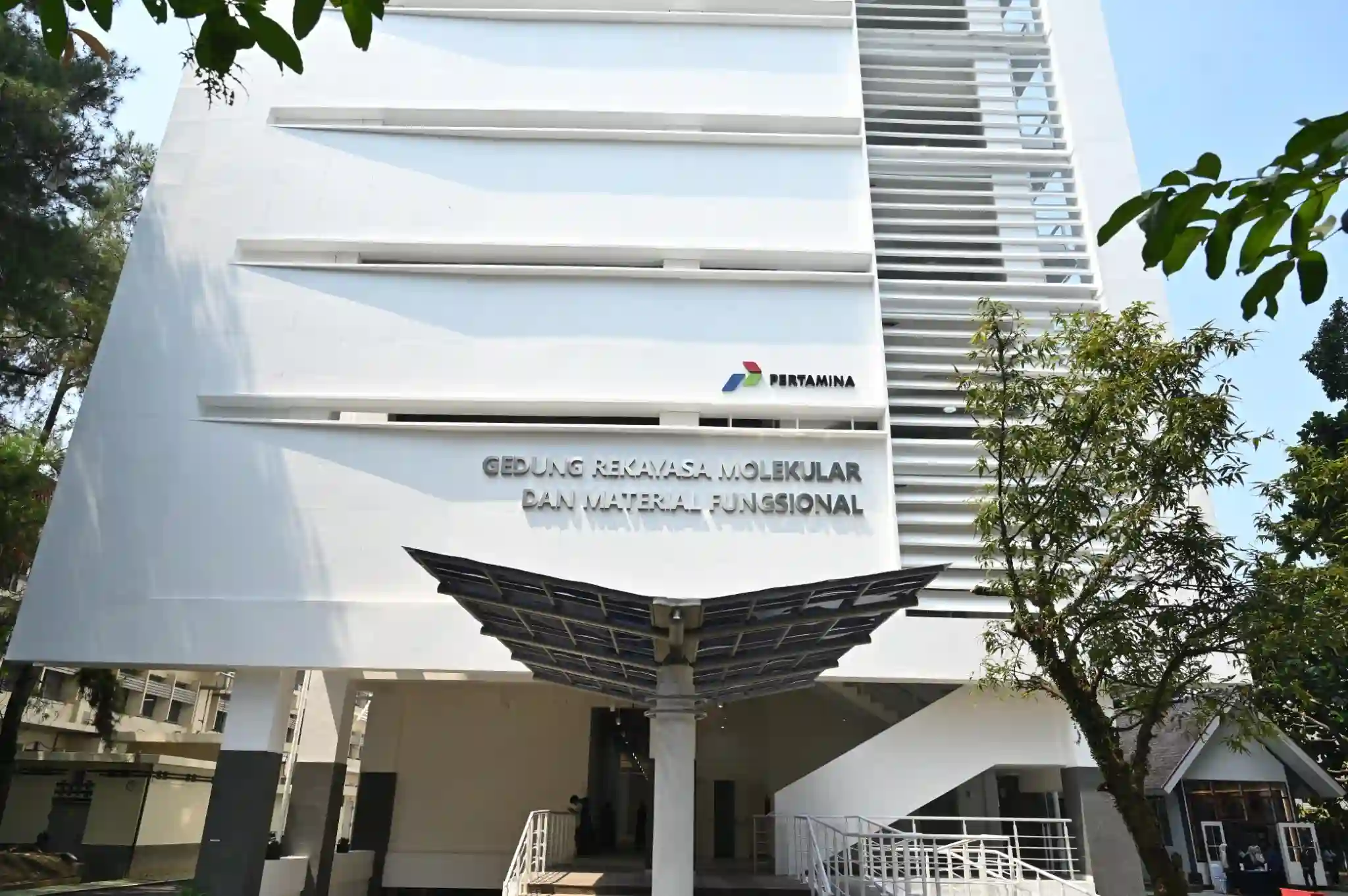 Gedung Rekayasa Molekular dan Material Fungsional Pertamina di ITB, Bandung, Jawa Barat. Foto: Dok. Pertamina.
