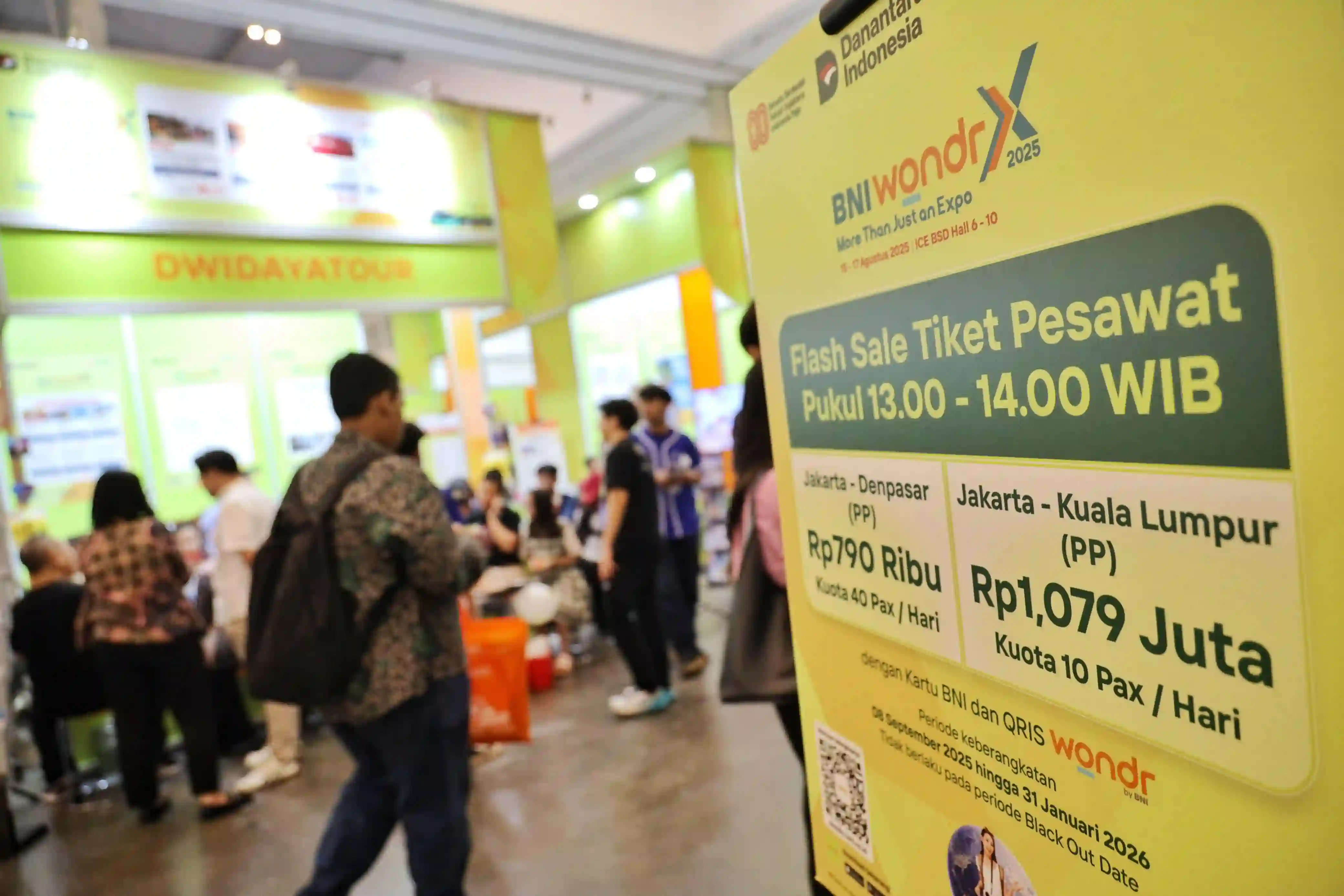 Salah satu penawaran paling diburu pengunjung adalah flash sale tiket pesawat Jakarta–Denpasar (PP)