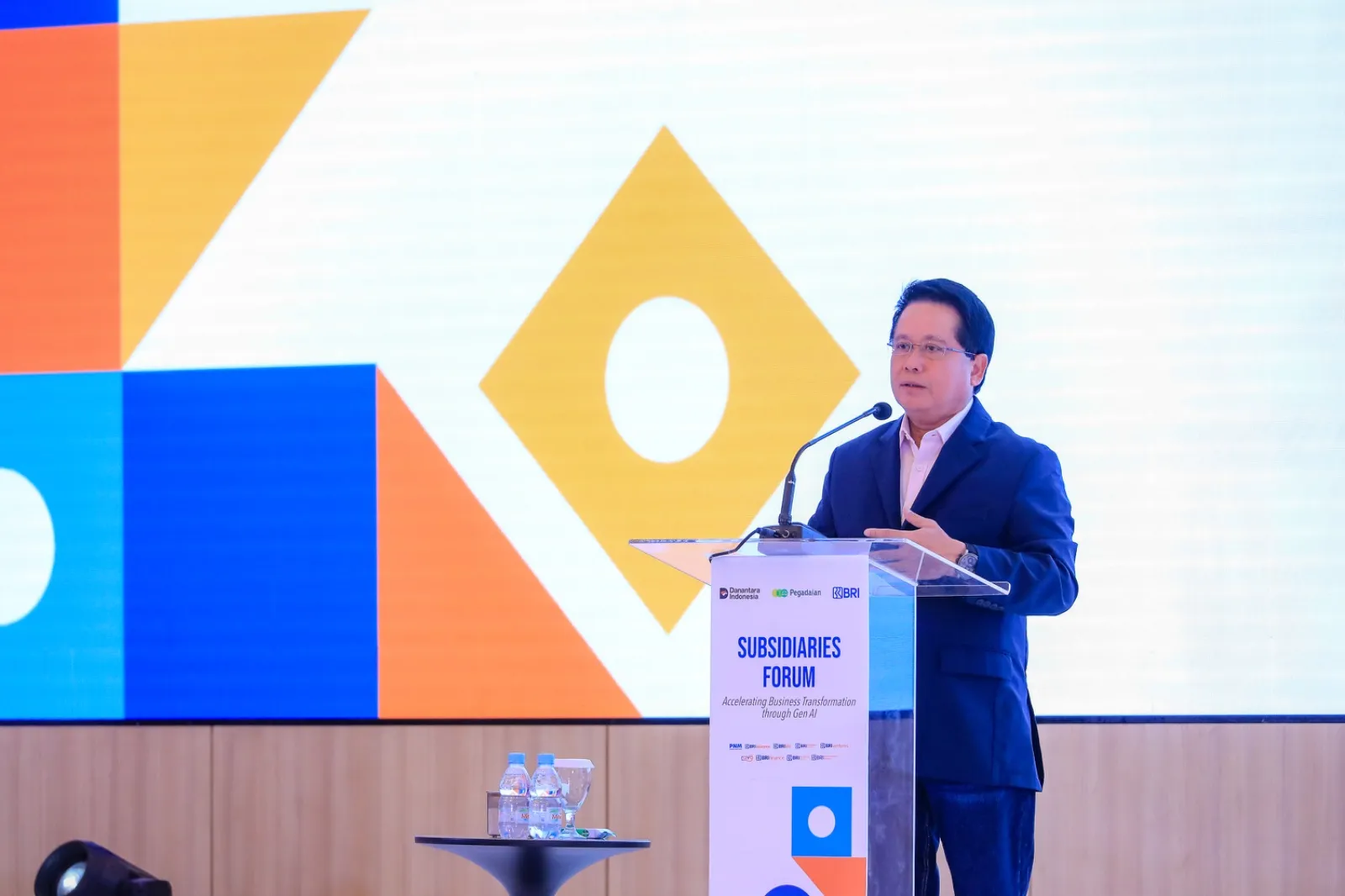 Group CEO BRI Hery Gunardi menyampaikan bahwa BRI Group berkomitmen mendorong transformasi digital. Foto: BRI.