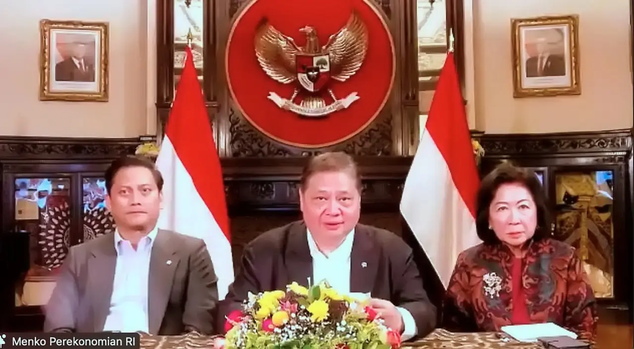 Menko Airlangga saat Konferensi Pers Perkembangan Terkini Negosiasi dan Diplomasi Perdagangan Indonesia-Amerika Serikat yang diselenggarakan secara daring, Jumat, 18 April 2025. Foto: Tangkapan Layar.