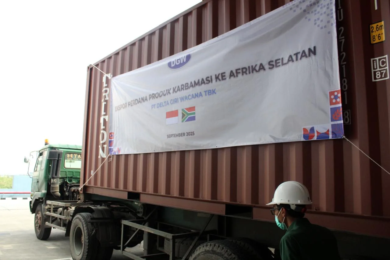 Pengiriman pupuk perdana ke Afrika Selatan. Foto: doc DGWG