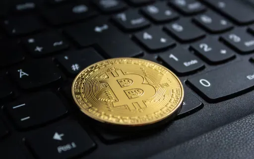 Bitcoin. Foto: Freepik.