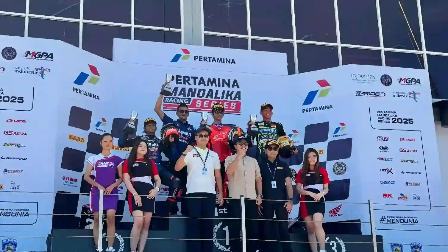 Felix Putra Mulya, pembalap muda Juara balap kelas 250 CC Pertamina Mandalika Racing Series 2025. Foto: dok. Pertamina 