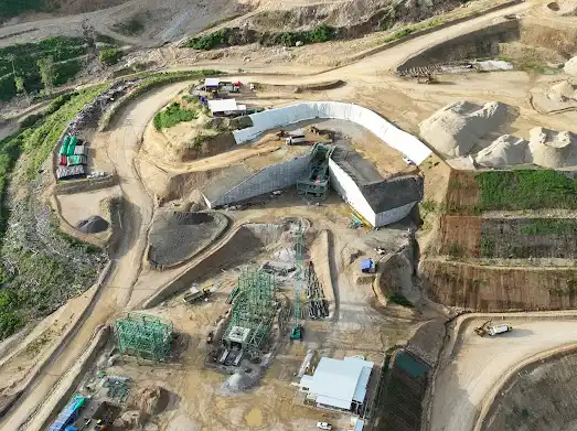 Documentasi tambang PT Merdeka Gold Resources Tbk atau dalam mode saham EMAS. doc. EMAS