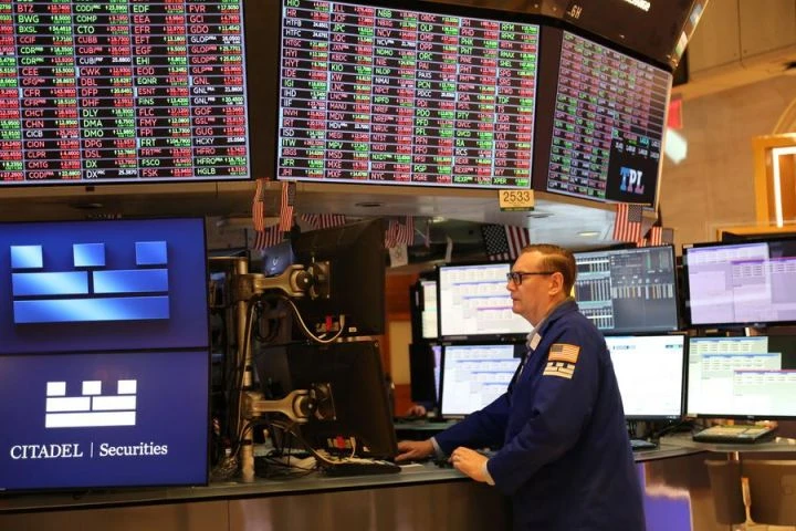Ilustrasi Wall Street. Foto: Xinhua/Liu Yanan.